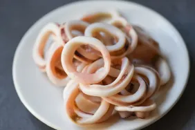 Can Dogs Eat Calamari? Is Calamari Safe For Dogs?